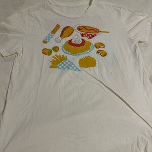 Living Fully Co by Mallory Ervin summer 2023 size large